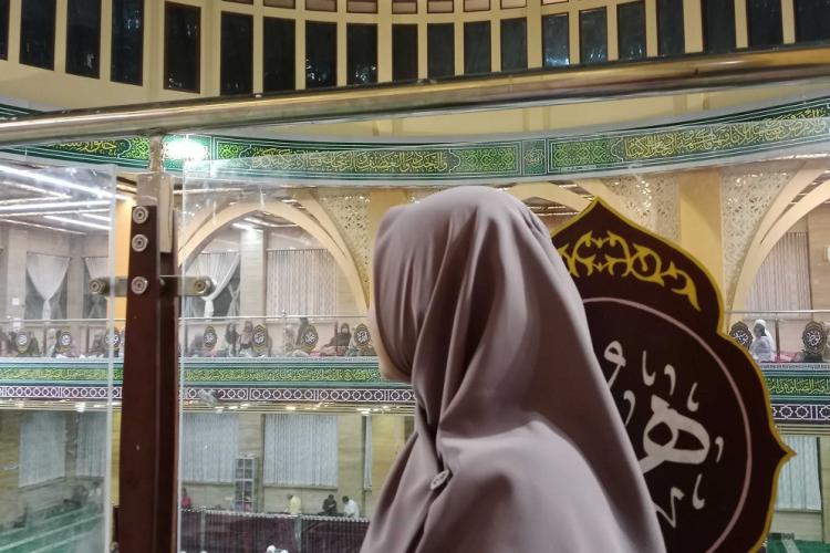 Pandangan Tokoh Pemikir Islam Tentang Tasawuf Tidak Bisa Dipisahkan Dari Syariat