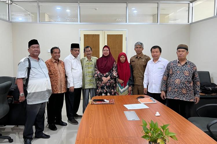 Organisasi Satu Pena Sumatera Barat Tetapkan Prof. Dr. HAMKA sebagai Penulis Hebat: Ulama, Sastrawan, dan Pemikir Bangsa