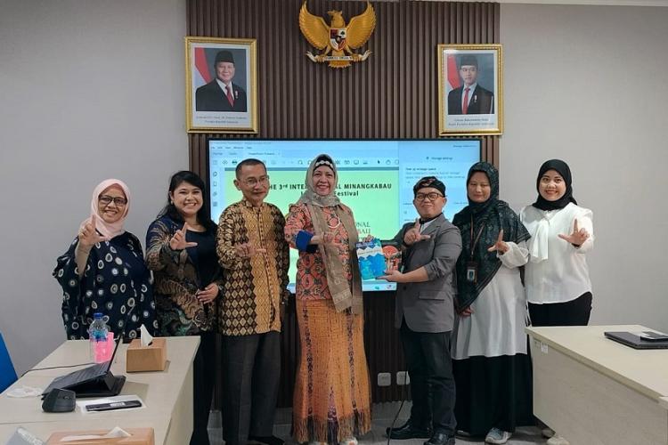 IMLF III 2025: Sastra, Bahasa, Seni, dan Budaya Minangkabau Wajah Nusantara di Panggung Dunia