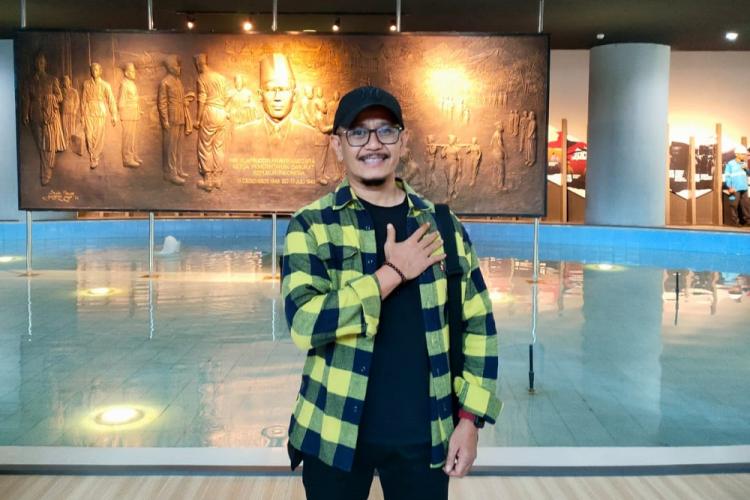 Hidup: Pilihan Antara Kesenangan dan Kebahagiaan