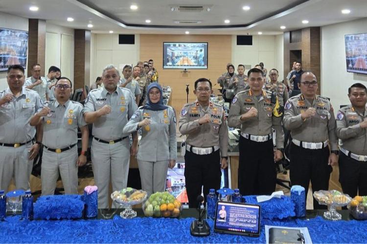 Tingkatkan Sinergi, Jasa Raharja dan Korlantas Polri Gelar Monev Penegakkan Hukum TW IV 2024 di Kepulauan Riau