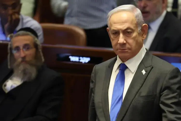 Netanyahu Dissolves War Cabinet