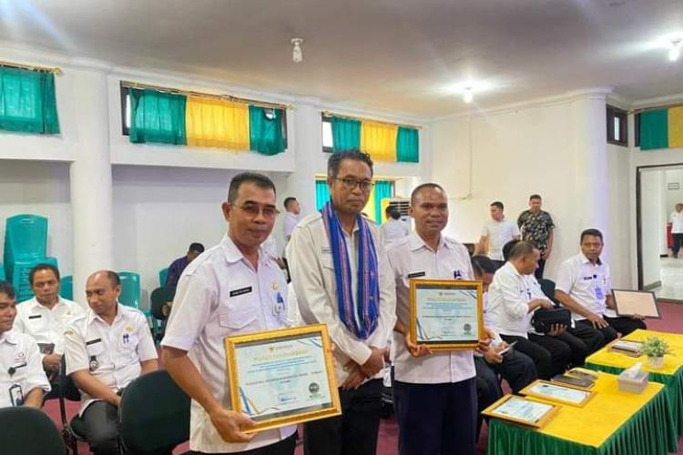Puskesmas Maubesi Raih Penghargaan Kepatuhan Pelayanan Publik dari Ombudsman RI